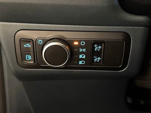 New 2025 Ford Maverick XLT FWD image 24