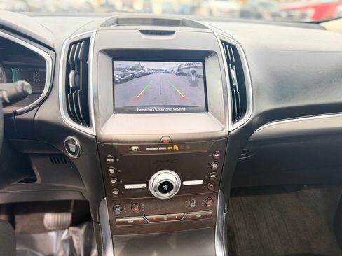 Used 2020 Ford Edge Titanium w/ Equipment Group 301A AWD/4WD image 15