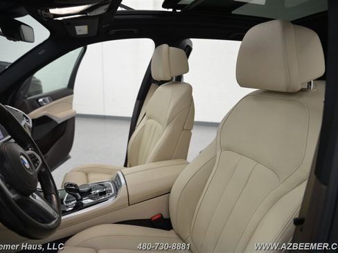 Used 2019 BMW X5 xDrive40i w/ M Sport Package image 16