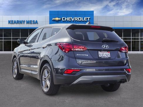 Used 2017 Hyundai Santa Fe Sport FWD image 4