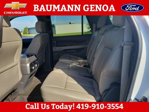 Used 2019 Ford Expedition Max XLT w/ Equipment Group 202A AWD/4WD image 25