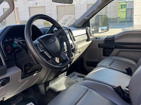 Used 2020 Ford F250 XL w/ Power Equipment Group image 2