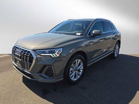 New 2025 Audi Q3 2.0T Premium image 7