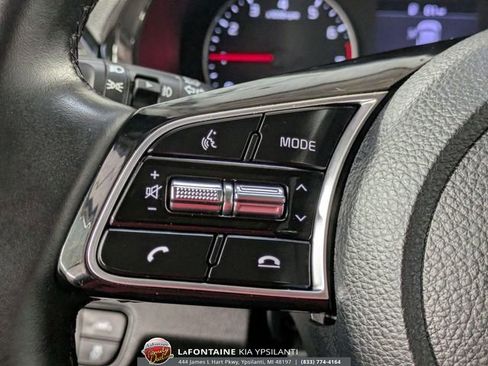 Certified 2023 Kia Seltos EX image 19