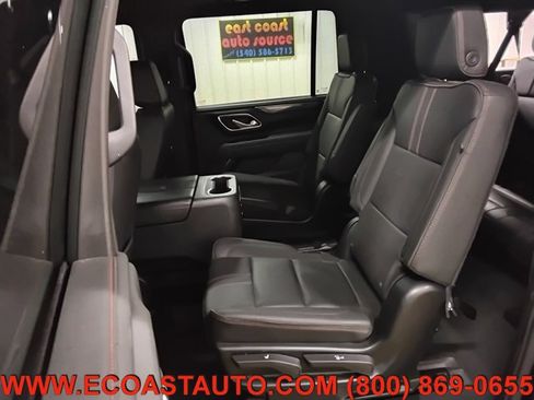 Used 2023 Chevrolet Suburban RST w/ Sport Performance Package AWD/4WD image 13