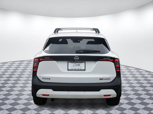 Used 2025 Nissan Kicks SR AWD/4WD image 6