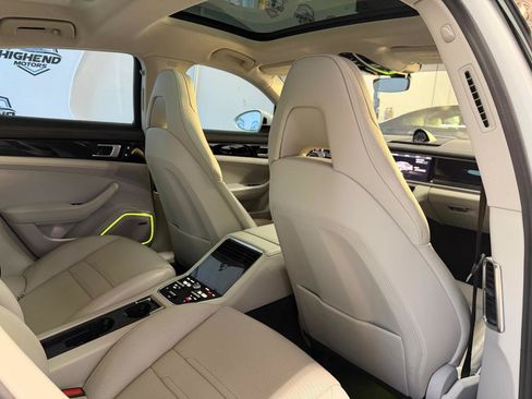 Used 2021 Porsche Panamera 4S w/ Premium Package AWD/4WD image 24