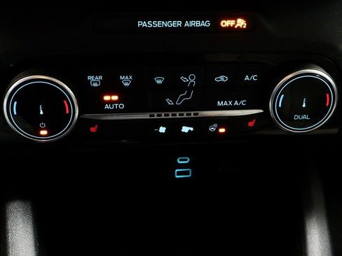 Certified 2022 Ford Escape SE w/ Convenience Package image 30