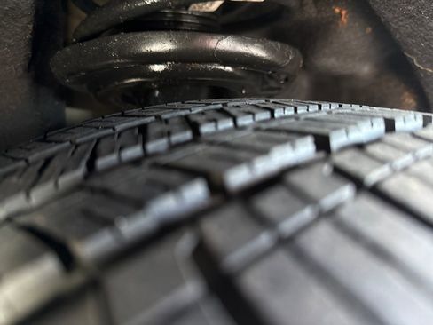 Used 2023 Chevrolet Malibu LT image 29