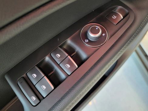 New 2025 Alfa Romeo Stelvio Sprint image 29