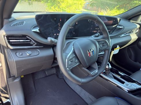 New 2026 Buick Envista Sport Touring w/ Convenience I Package FWD image 24