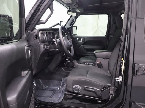 Certified 2022 Jeep Wrangler Unlimited Sport image 11