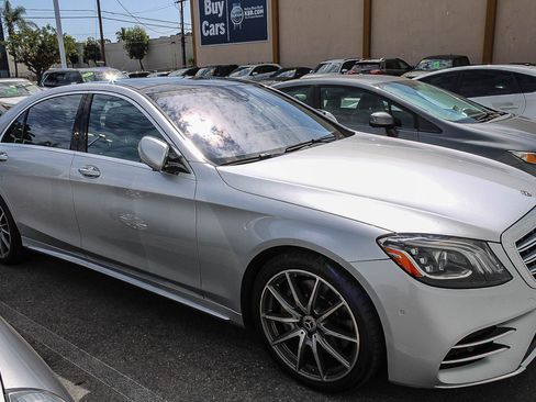 Used 2018 Mercedes-Benz S 450 Sedan image 2