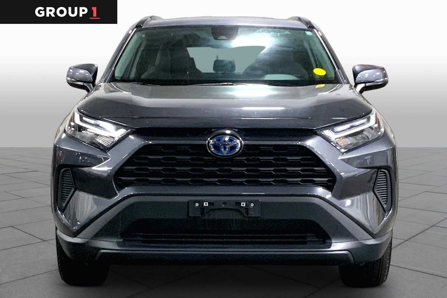 Certified 2024 Toyota RAV4 XLE AWD/4WD image 4