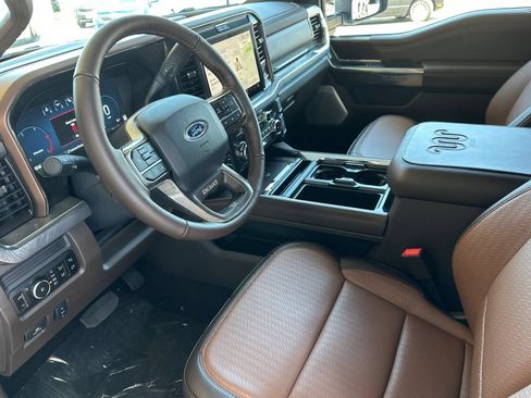 New 2026 Ford F250 King Ranch w/ Chrome Package AWD/4WD image 9