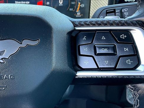 Used 2025 Ford Mustang GT RWD image 23