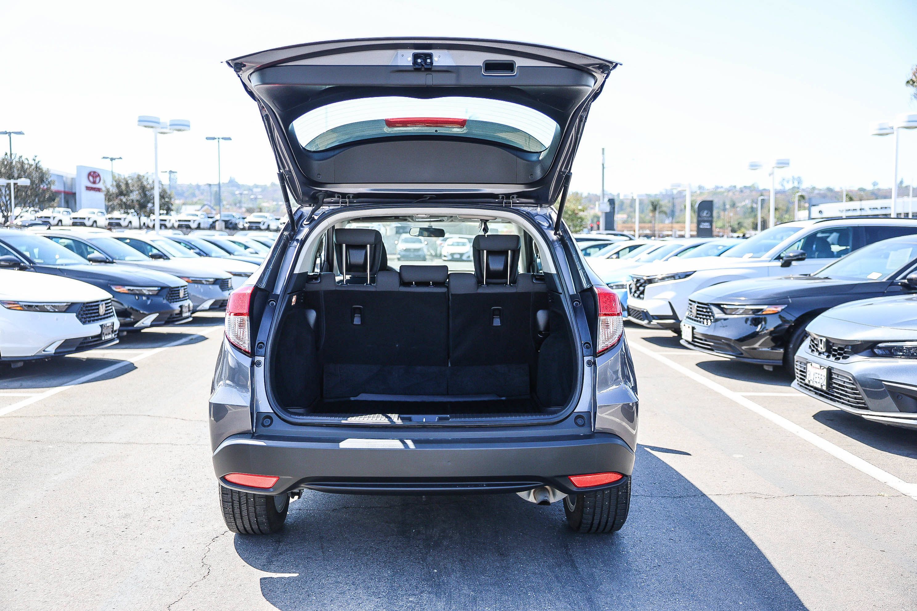 Certified 2020 Honda HR-V LX image 25