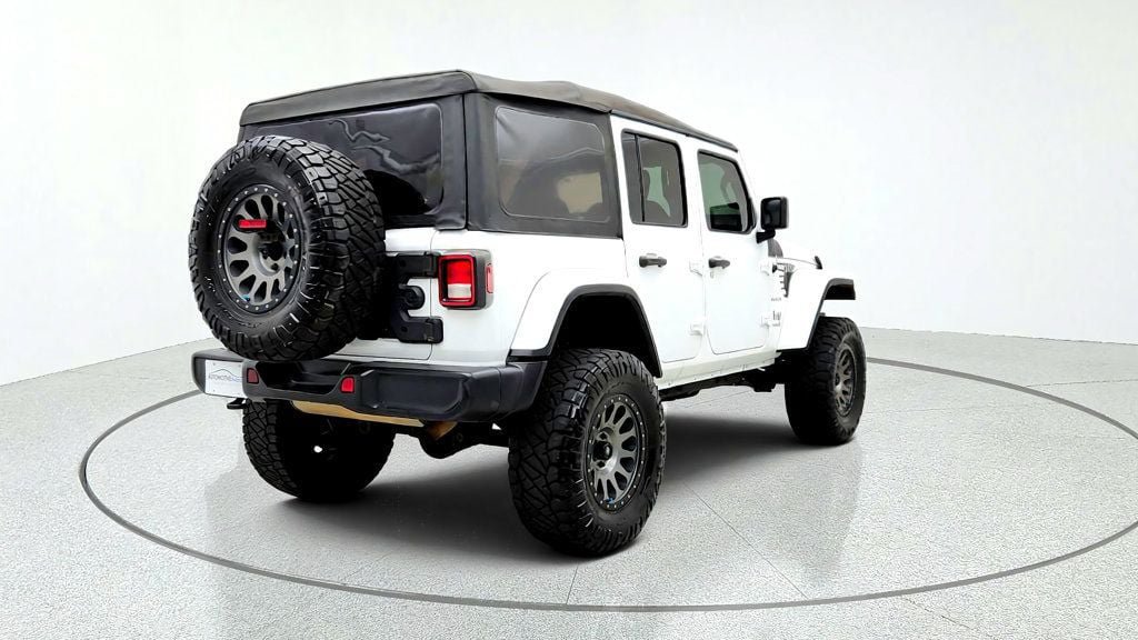 Used 2021 Jeep Wrangler Unlimited Sahara w/ Cold Weather Group AWD/4WD image 5