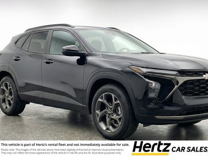 Used 2025 Chevrolet Trax LT w/ LT Convenience Package