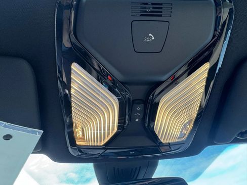 Used 2023 BMW i4 eDrive40 image 43