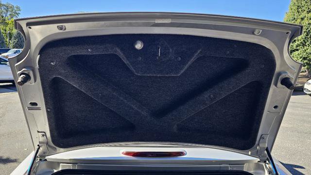 Used 2004 Ford Thunderbird RWD image 17