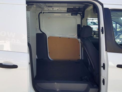 Used 2020 Ford Transit Connect XL image 11