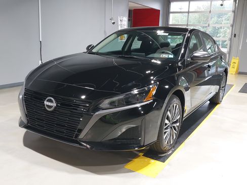 New 2026 Nissan Altima 2.5 SV AWD/4WD image 18