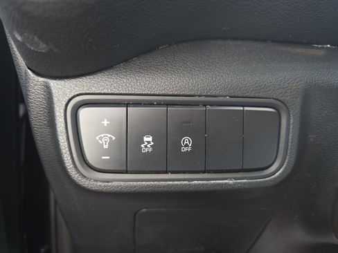 Certified 2025 Kia Soul LX w/ LX Technology Package image 24