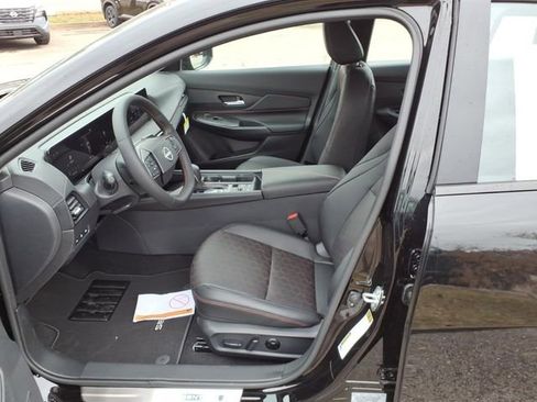 New 2026 Nissan Sentra SR image 6