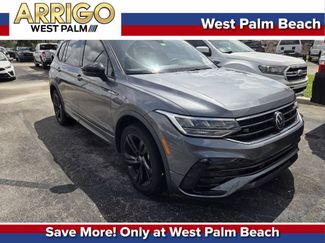 Used 2023 Volkswagen Tiguan SE R-Line FWD video 1