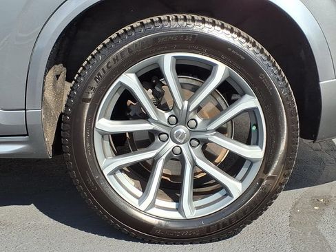 Used 2019 Volvo XC90 T5 Momentum w/ Protection Package AWD/4WD image 6