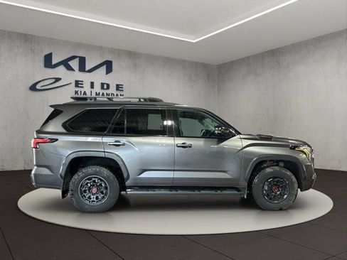Used 2023 Toyota Sequoia TRD Pro AWD/4WD image 15
