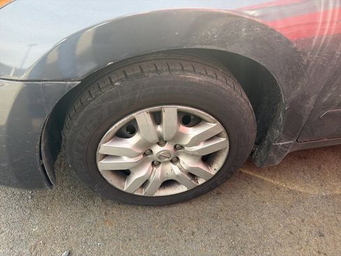 Used 2011 Nissan Altima 2.5 S image 6