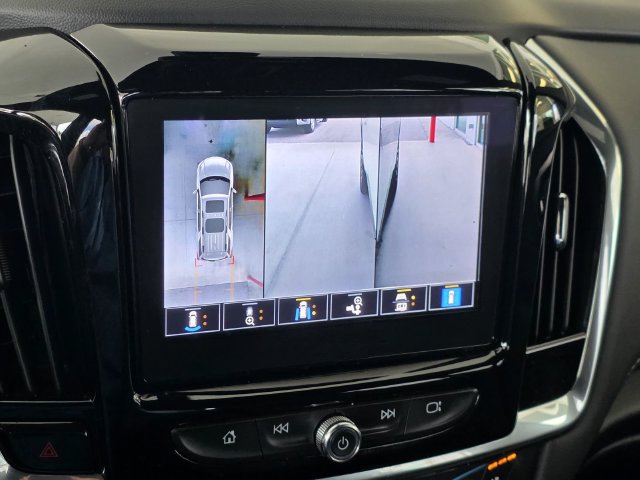 Used 2023 Chevrolet Traverse Premier w/ Redline Edition FWD image 27