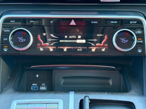 Used 2024 Genesis GV80 3.5T image 47