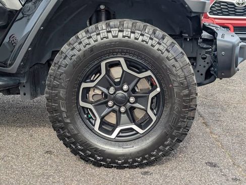 Used 2023 Jeep Gladiator Rubicon w/ LED Lighting Group image 11