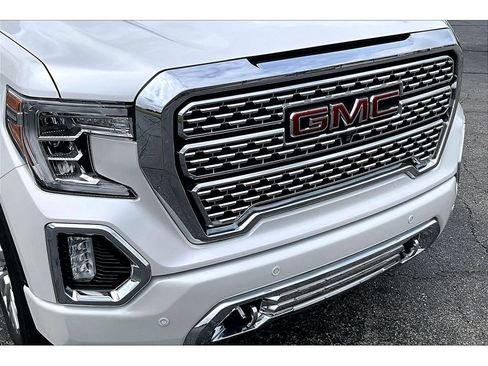 Used 2020 GMC Sierra 1500 Denali w/ Denali Ultimate Package AWD/4WD image 32