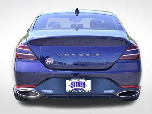 Used 2022 Genesis G70 3.3T RWD image 8