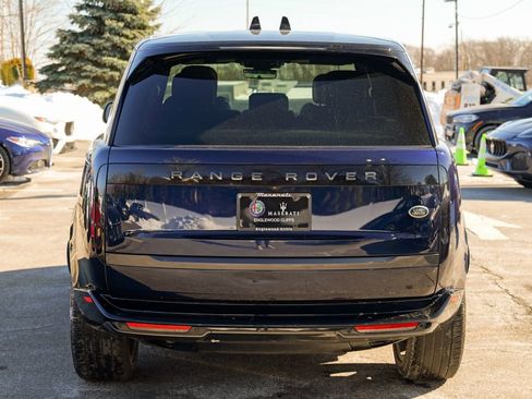 Used 2023 Land Rover Range Rover SE image 6