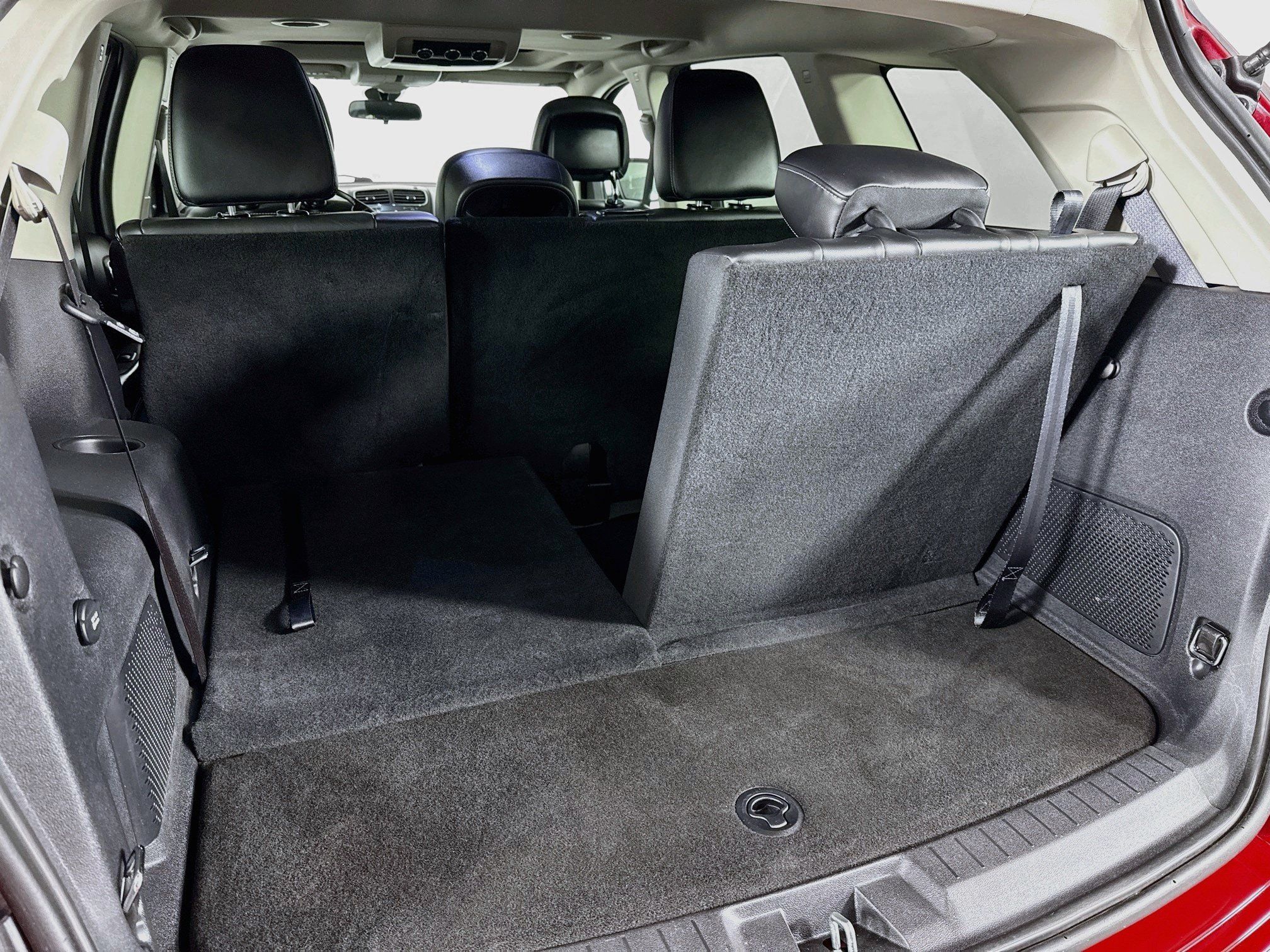 Used 2018 Dodge Journey Crossroad w/ Nav & Sun Group AWD/4WD image 40