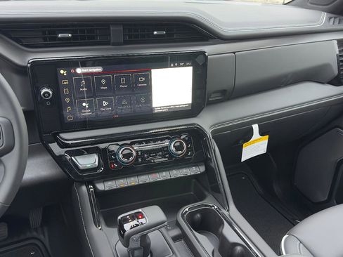 New 2026 GMC Sierra 1500 AT4X image 10