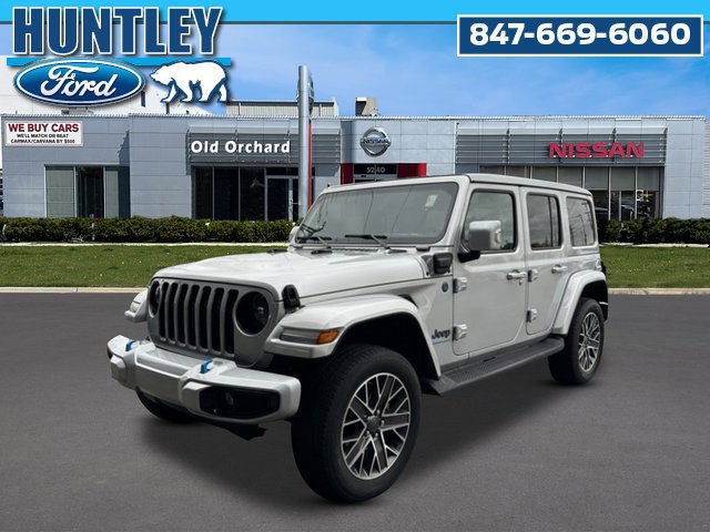 Used 2023 Jeep Wrangler Unlimited Sahara AWD/4WD image 1