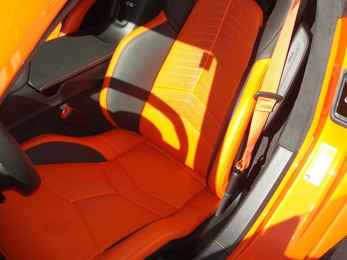 New 2026 Chevrolet Corvette Stingray Premium Conv w/ Z51 Performance Package RWD image 9