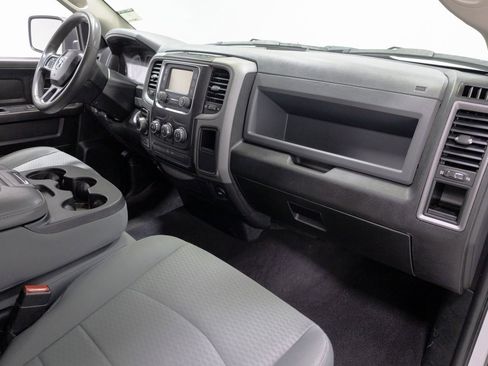 Used 2018 RAM 1500 Express w/ Express Value Package image 27