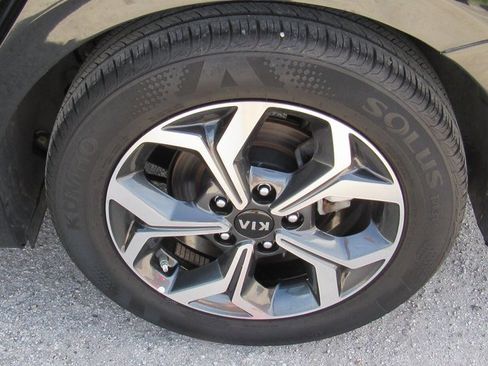 Used 2021 Kia Forte LXS image 9