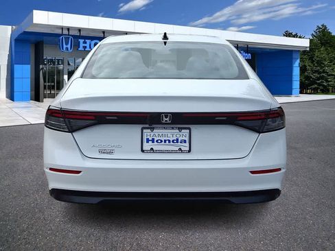 Certified 2025 Honda Accord SE image 23