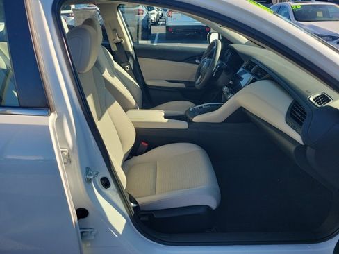 Certified 2022 Honda Insight EX image 6