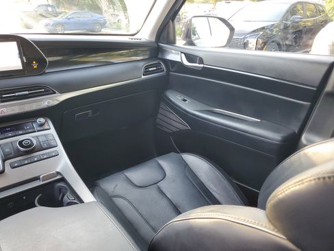 Used 2021 Hyundai Palisade Limited w/ Cargo Package image 14