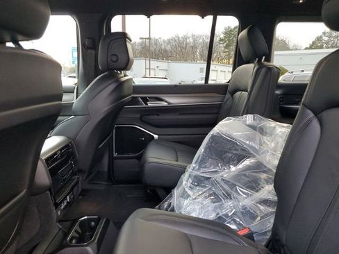 New 2026 Jeep Grand Wagoneer Limited image 13