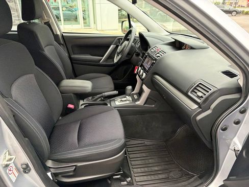 Used 2018 Subaru Forester 2.5i Premium w/ All-Weather Package AWD/4WD image 8